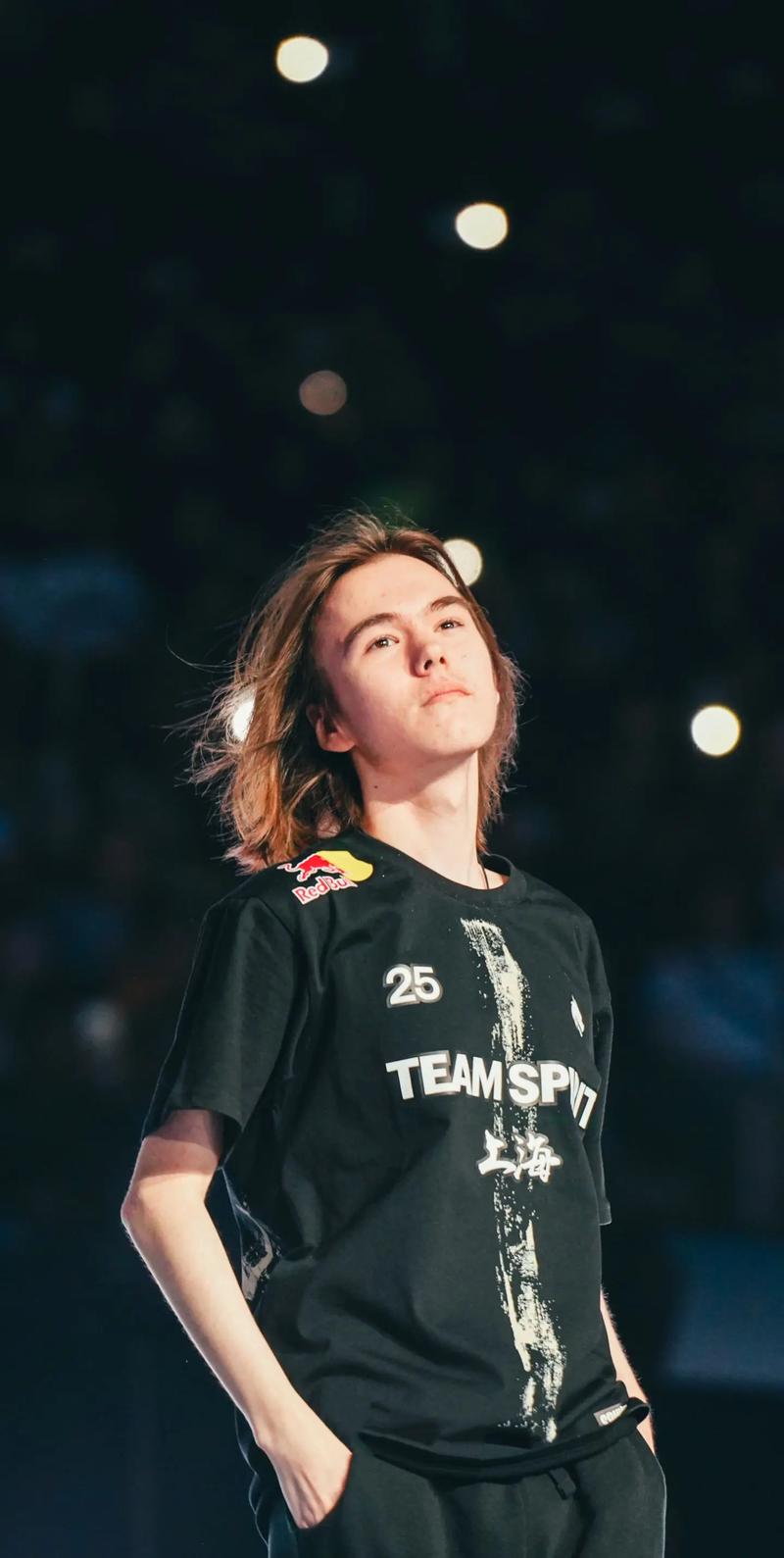 Zhuo ：大家最近比较认真，今天比赛打得比较紧凑，就赢下来了