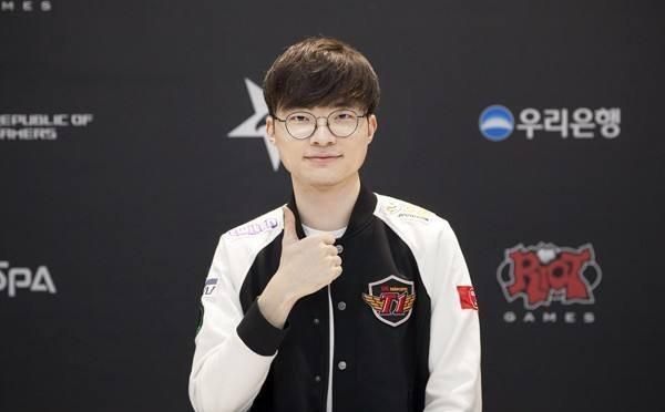 KSCERATO ： 我希望能进入决赛并向 Vitality 复仇。