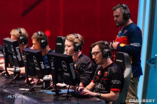 kamyk 替换 RobbieBk 在 Gentle Mates 阵容