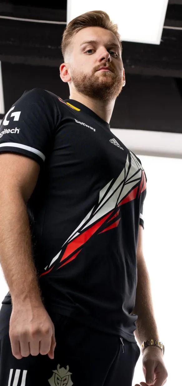 阿P定律还是EDG定律？S赛淘汰EDG的队伍都无缘冠军