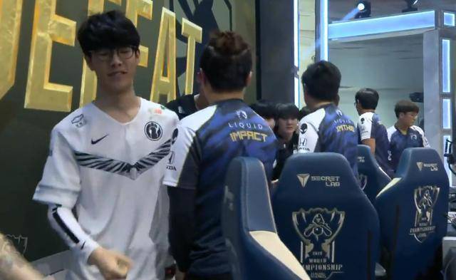 Top Esports 将与 Anyone’s Legend 争夺 2025 年 First Stand 的名额